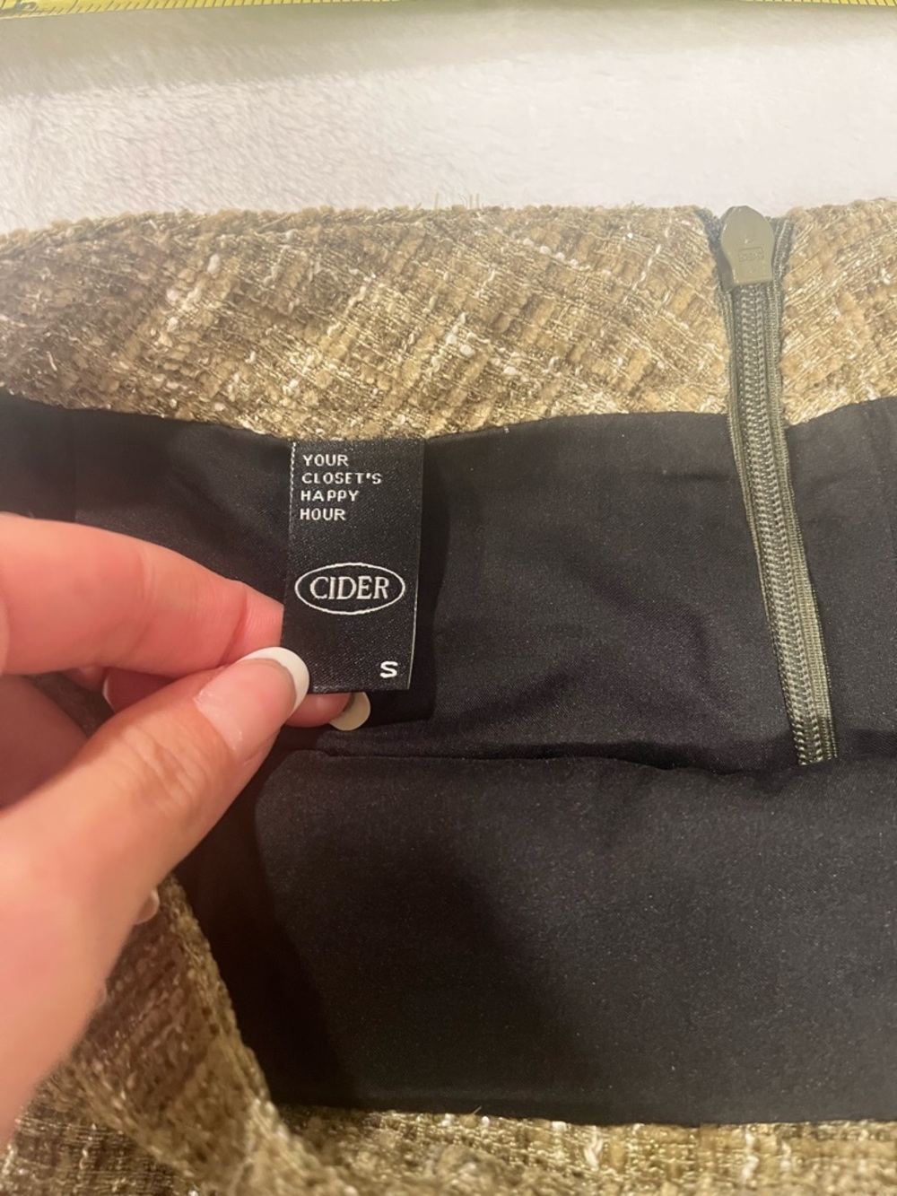 Cider Olive Green Tweed Raw Hem Mini Skirt- Small - Picture 4 of 5